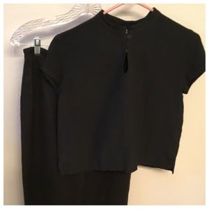 Eileen Fisher two piece linen blend black top and ankle length pants